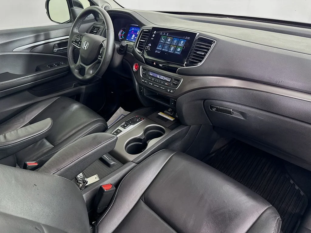 Certified Used 2022 Gray Honda Special Edition image 40