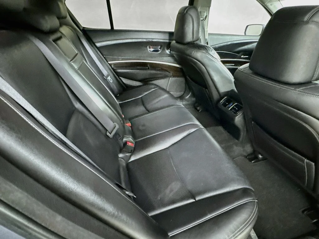 Used 2014 Silver Acura Base image 34
