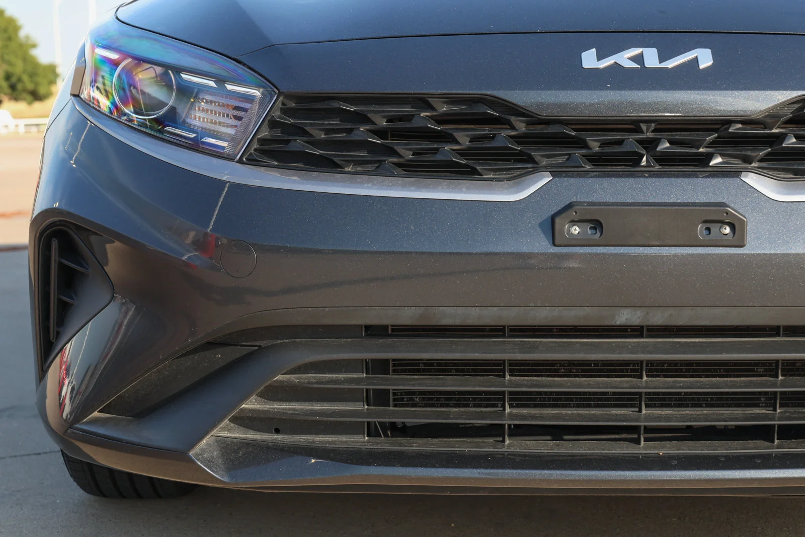 Used 2023 Gray Kia LXS image 10
