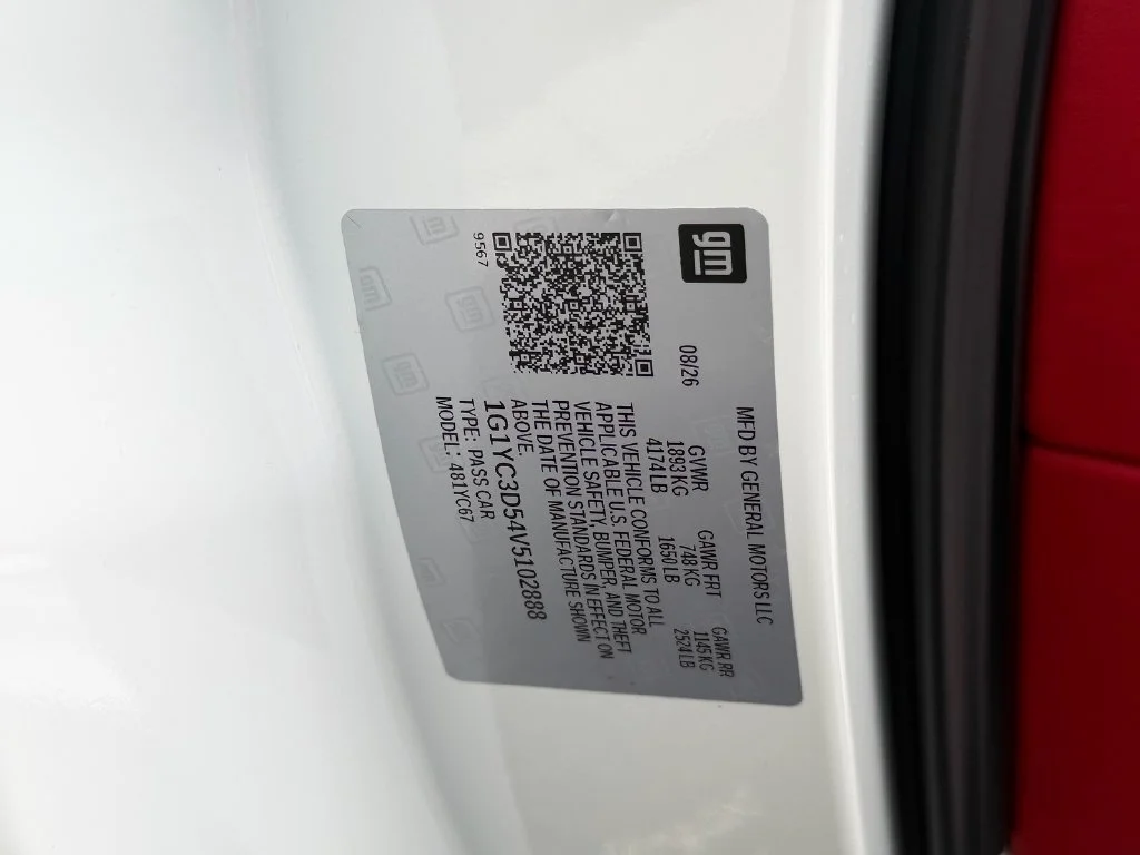New 2027 Arctic White Chevrolet 3LT image 15