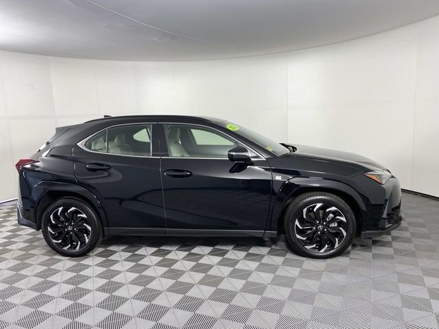 Used 2025 Black Lexus 300h F SPORT Design image 10