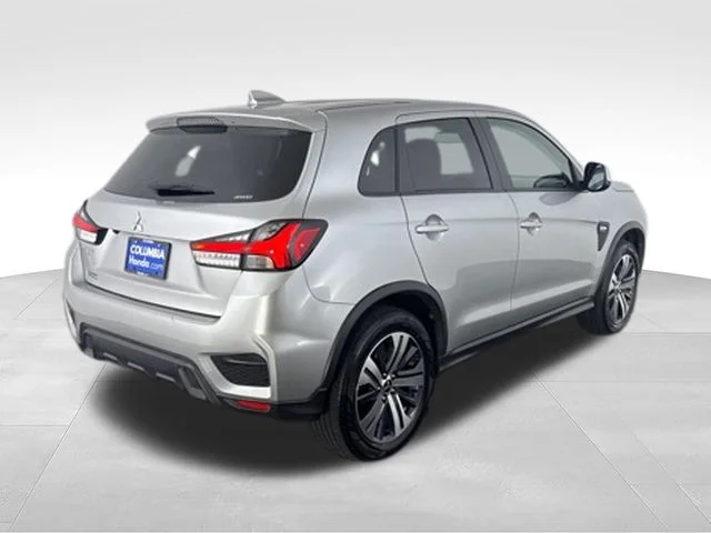 Used 2024 Black Mitsubishi 2.0 ES image 5