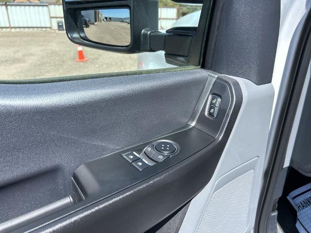 New 2026 Oxford White Ford XL image 54