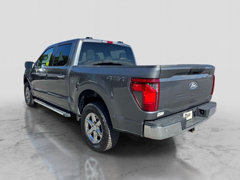 Used 2025 Gray Ford XLT image 3