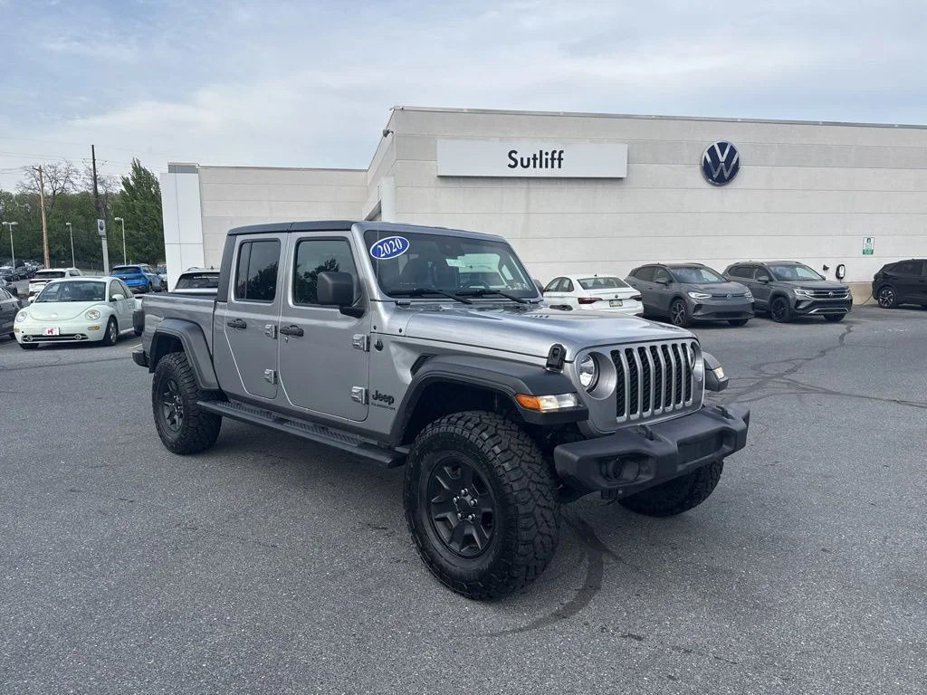 2020 Jeep Gladiator Sport S's photo