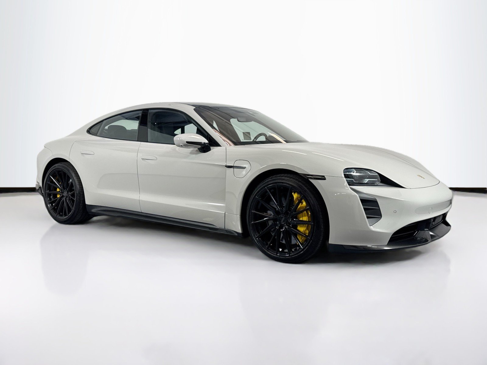 Used 2021 Chalk Porsche Turbo image 7