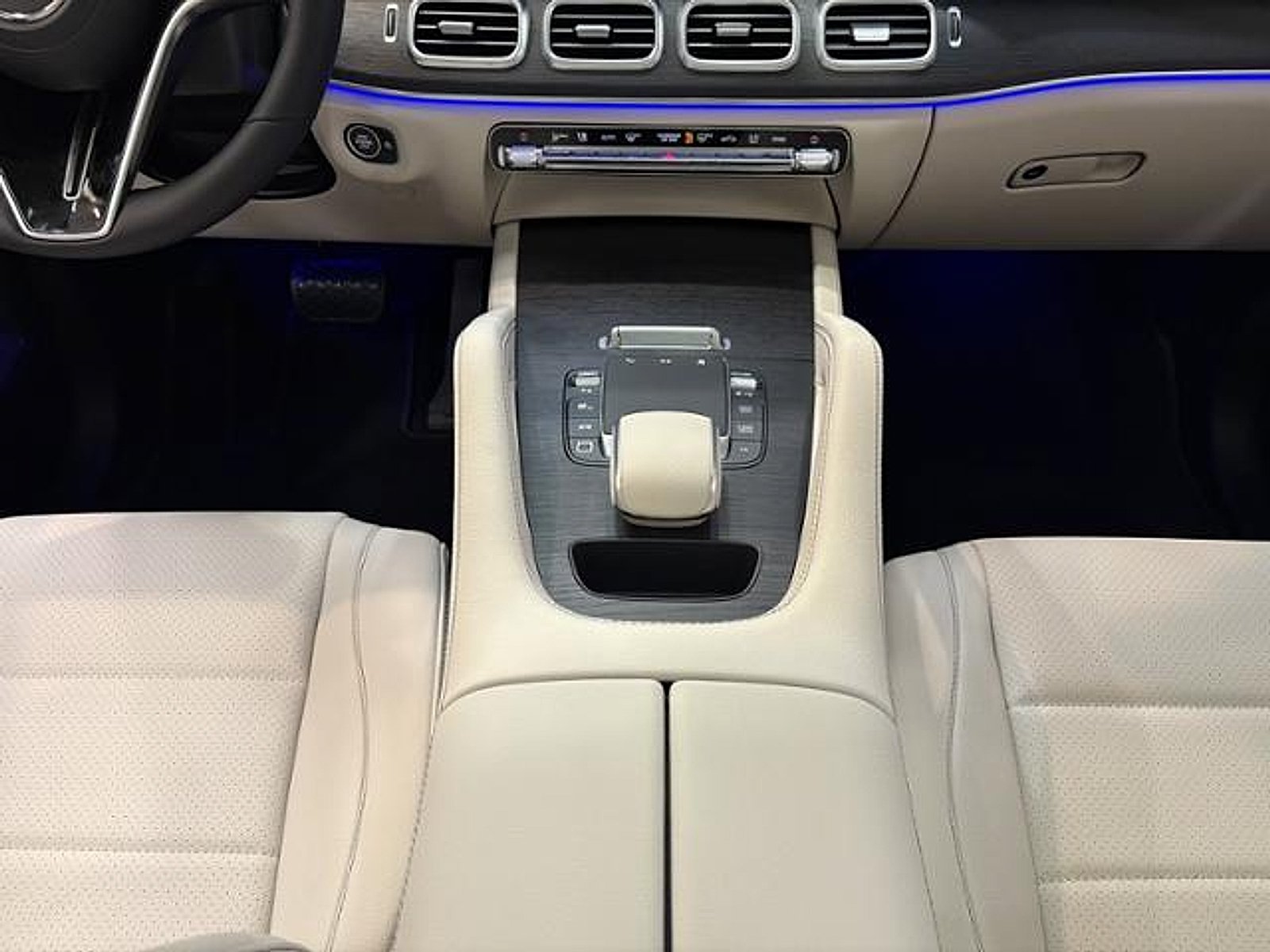 New 2026 Cirrus Silver Metallic Mercedes-Benz  image 41