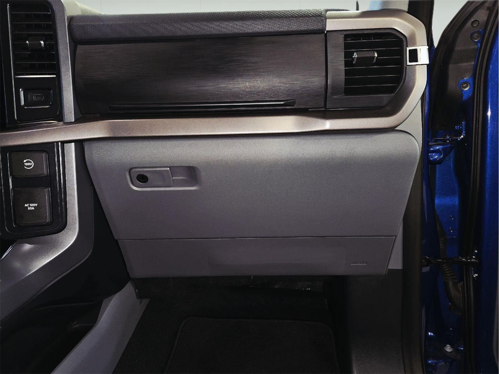 Used 2025 Atlas Blue FORD XLT image 58