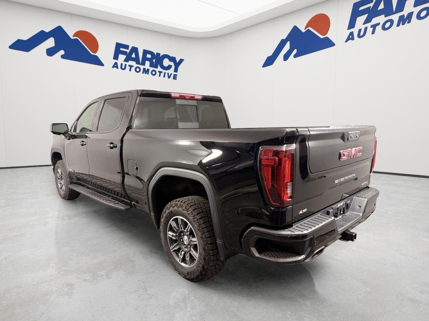 Used 2024 Onyx Black GMC AT4 image 3