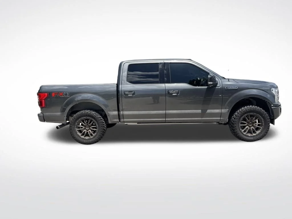 Used 2018 Gray Ford Lariat image 4