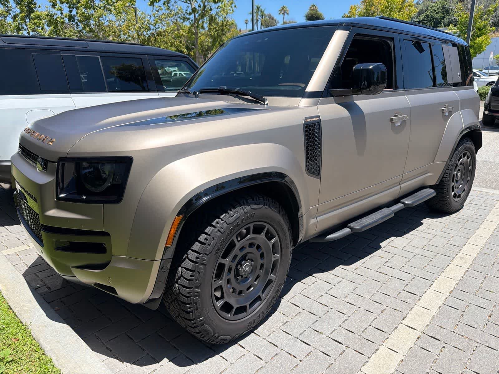 2025 Land Rover Defender 110