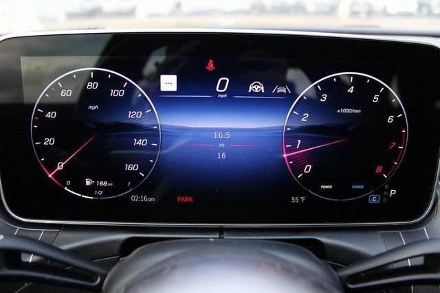 New 2025 Graphite Grey Metallic Mercedes-Benz C 300 image 22