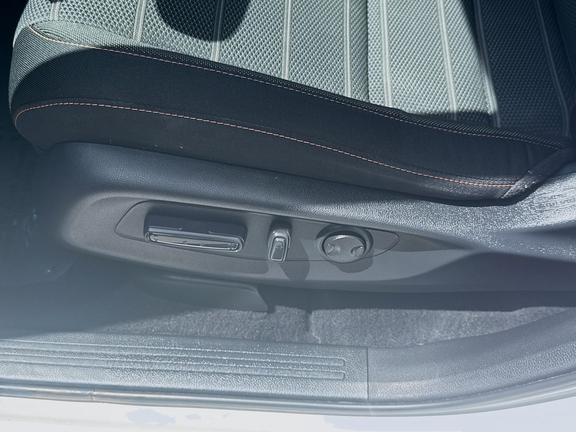 2023 Honda CR-V Sport - Photo 17