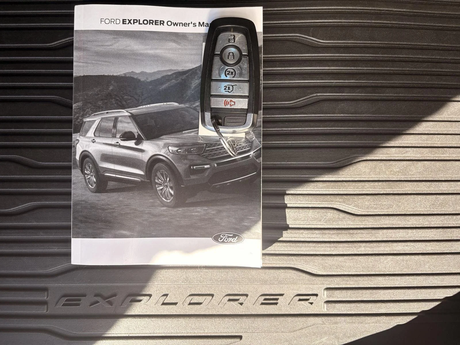 Used 2023 Carbonized Gray Ford XLT image 21