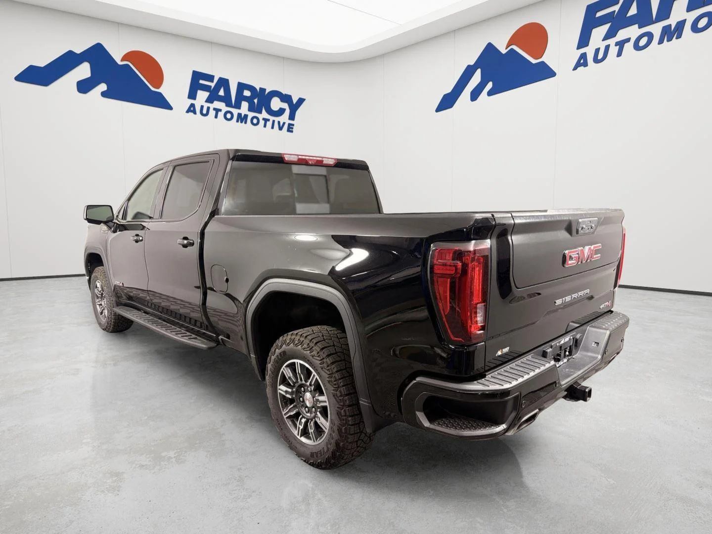 Used 2024 Onyx Black GMC AT4 image 3