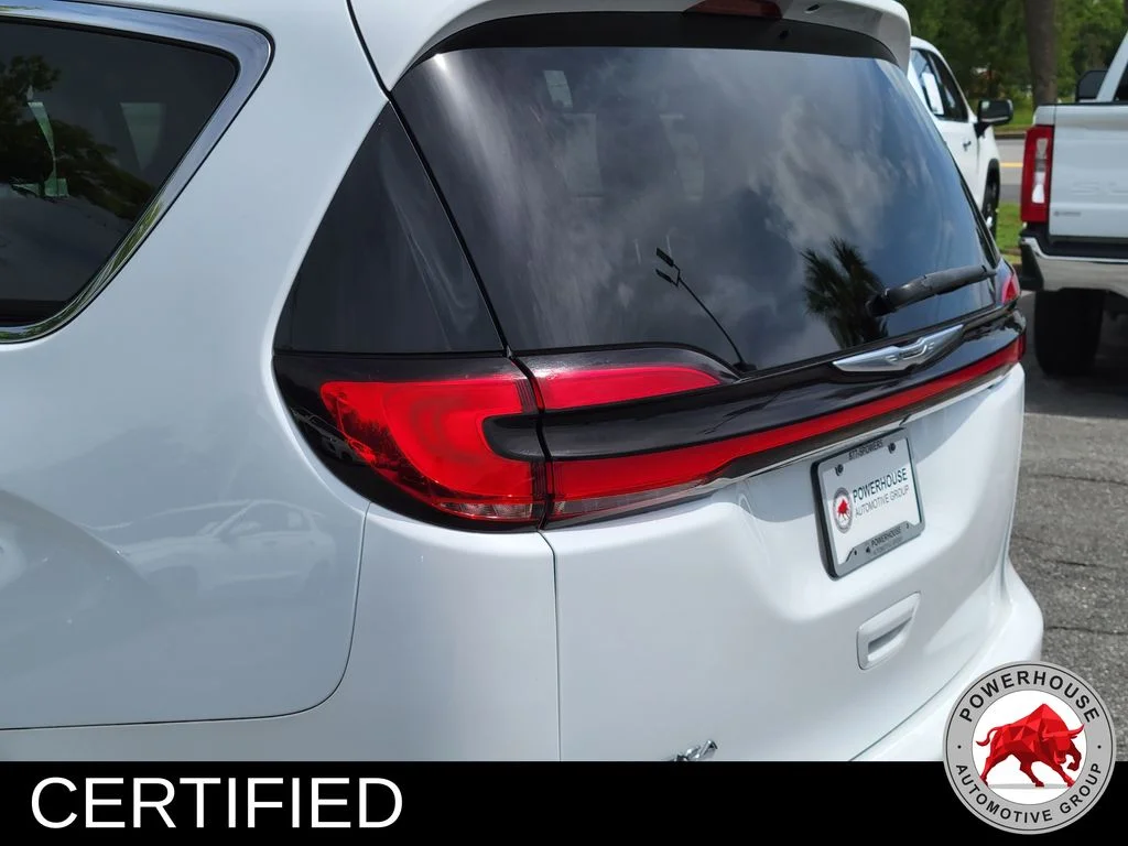 Used 2023 White Chrysler Touring L image 12