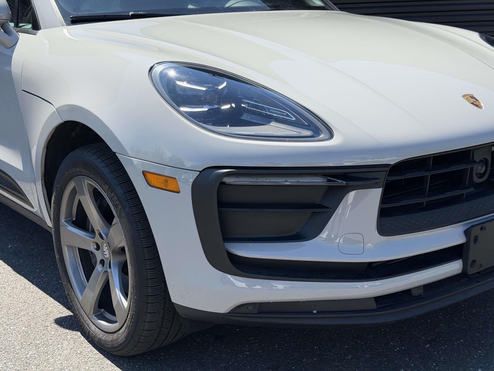 Certified Used 2024  Porsche  image 8