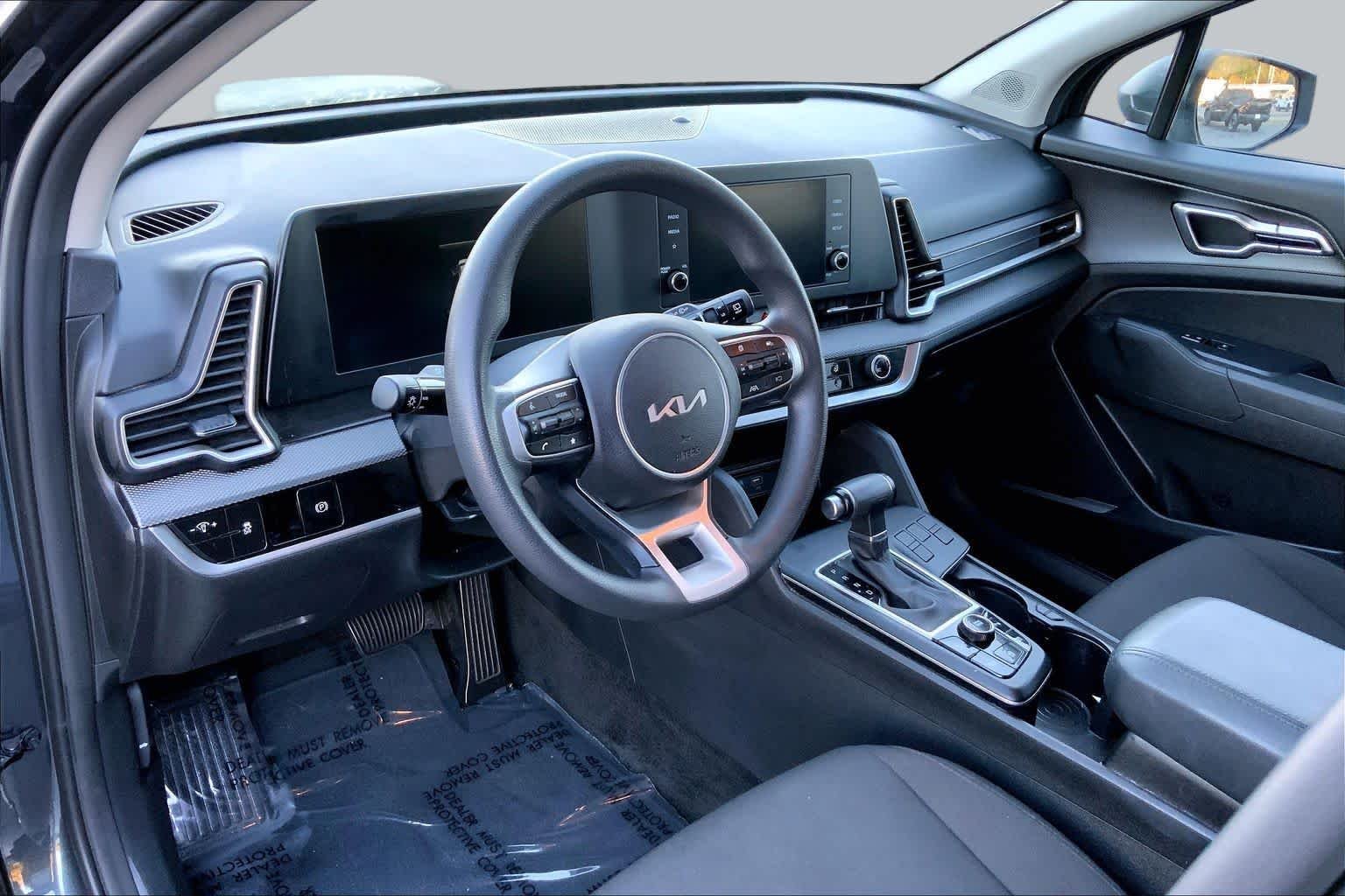Used 2023 Gravity Gray Kia LX image 15