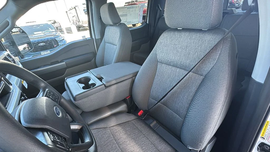New 2026 Oxford White Ford F-250® XL image 16