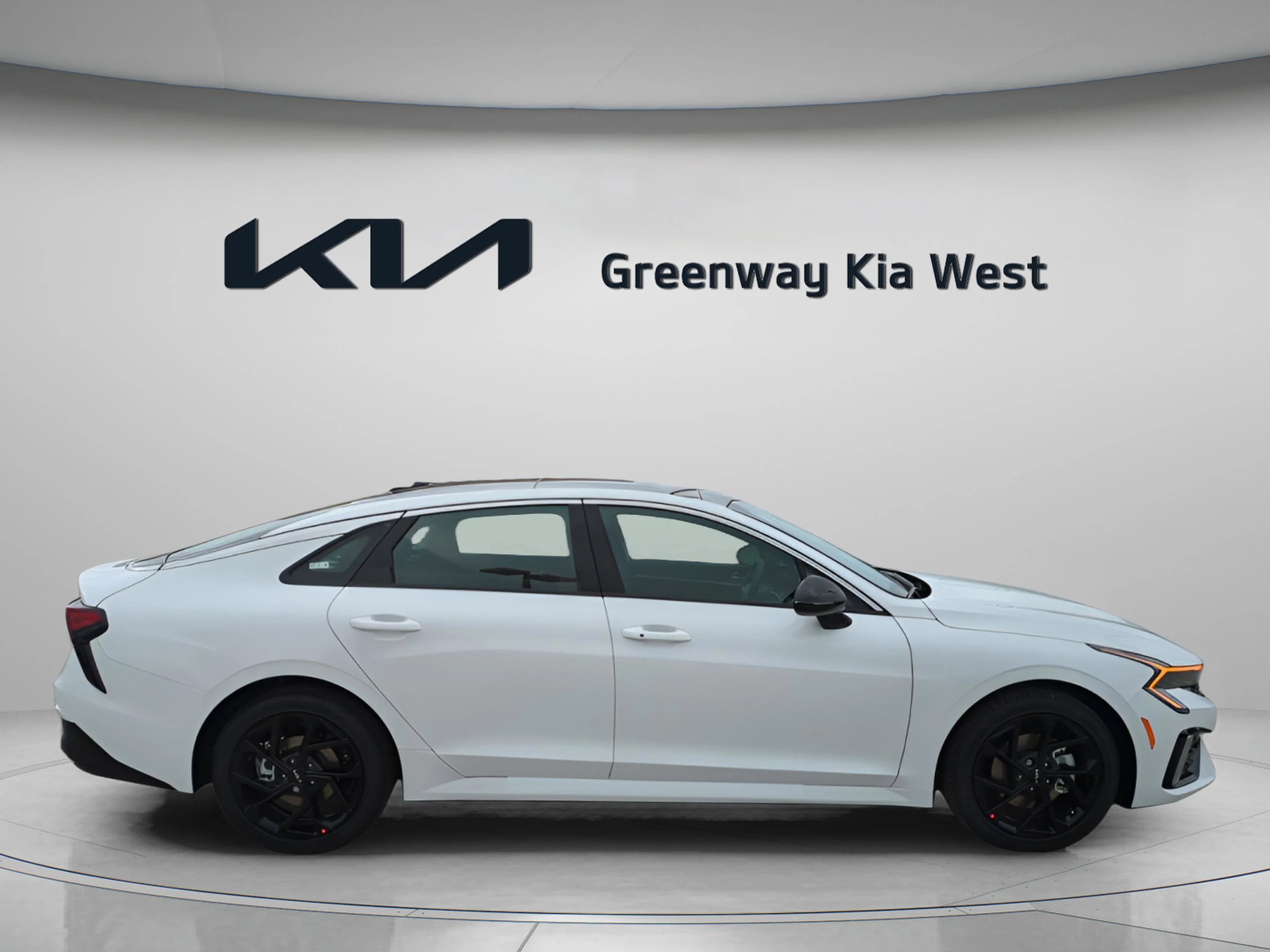 New 2026 Snow White Pearl Kia GT-Line image 9