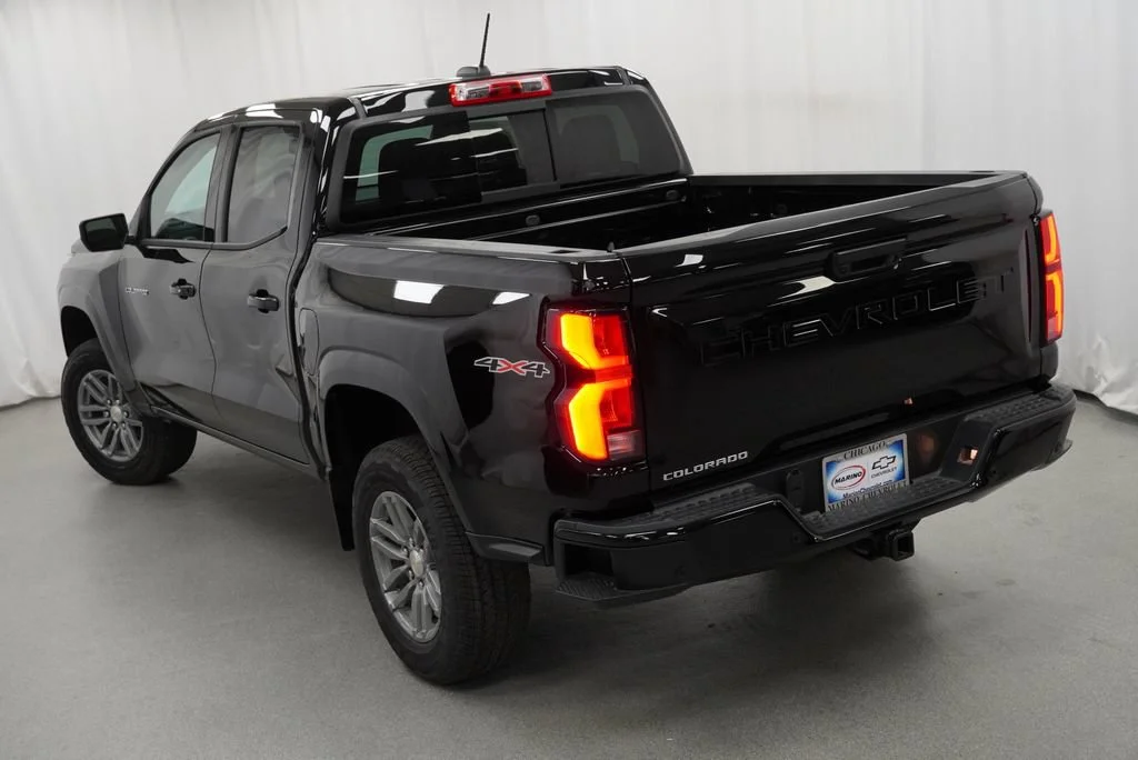 New 2026 Black Chevrolet LT image 35