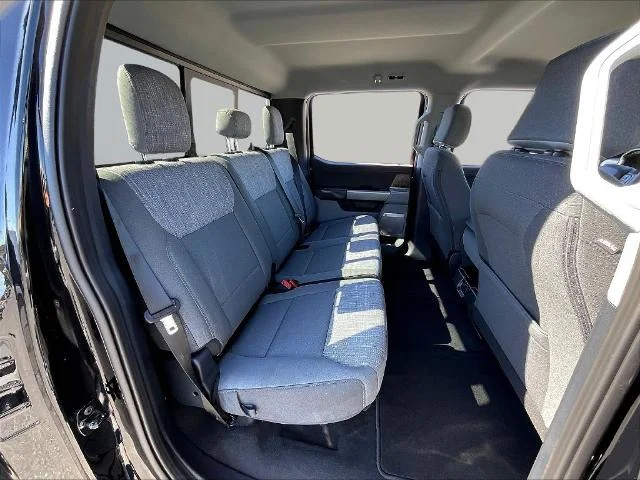 New 2027 Agate Black Metallic Ford F-350® XLT image 45