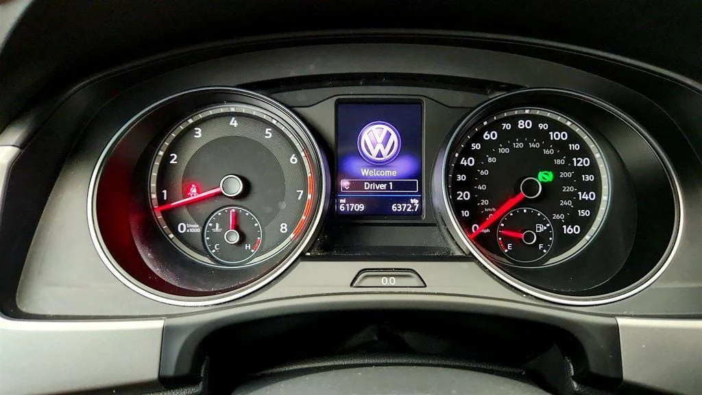 Used 2019 Deep Black Pearl Volkswagen 3.6L V6 S 4MOTION image 15