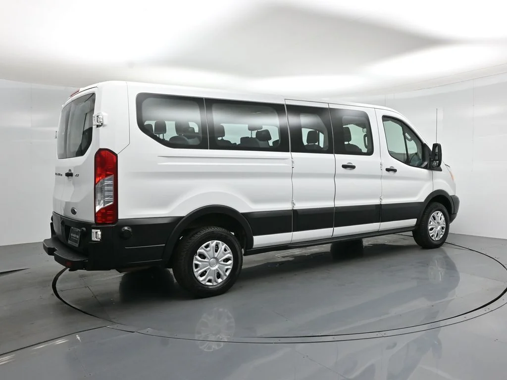 Used 2019 White Ford XLT image 27