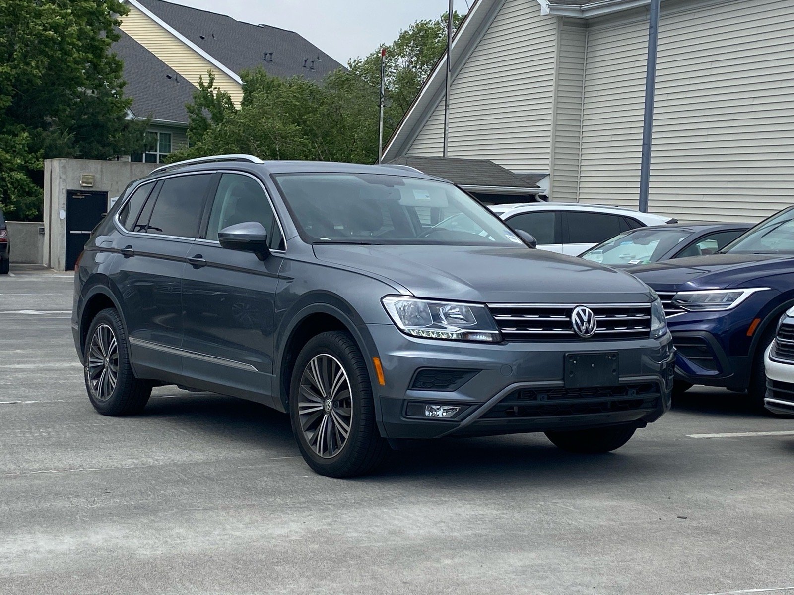 2019 Volkswagen Tiguan 2.0T SEL's photo