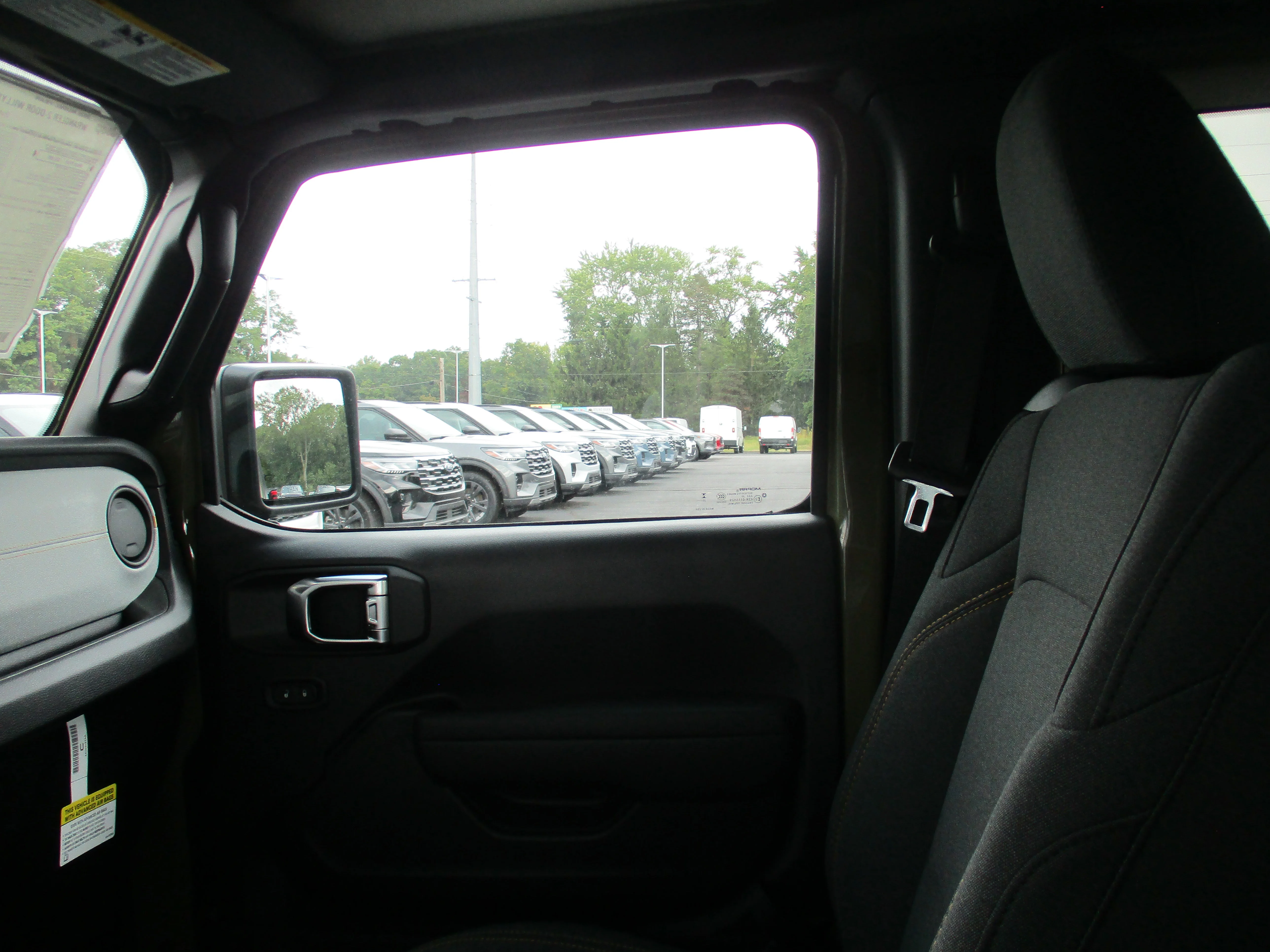 2025 Jeep Wrangler 2-Door Willys - Photo 21