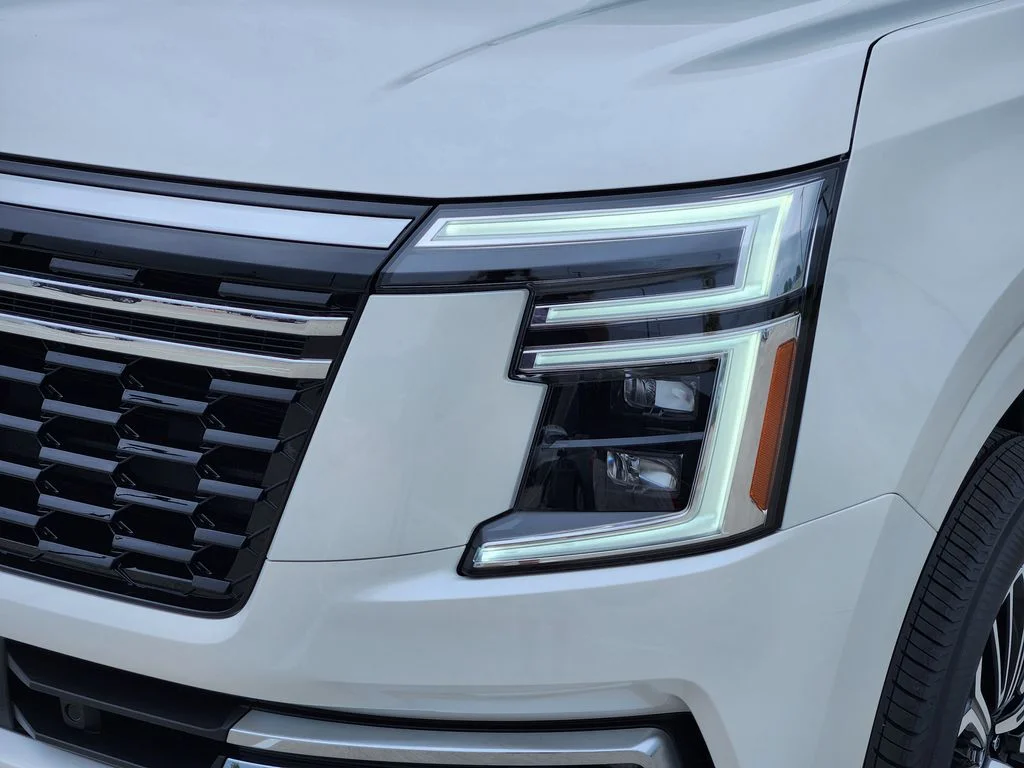 New 2026 Aspen White TriCoat Nissan Platinum image 6