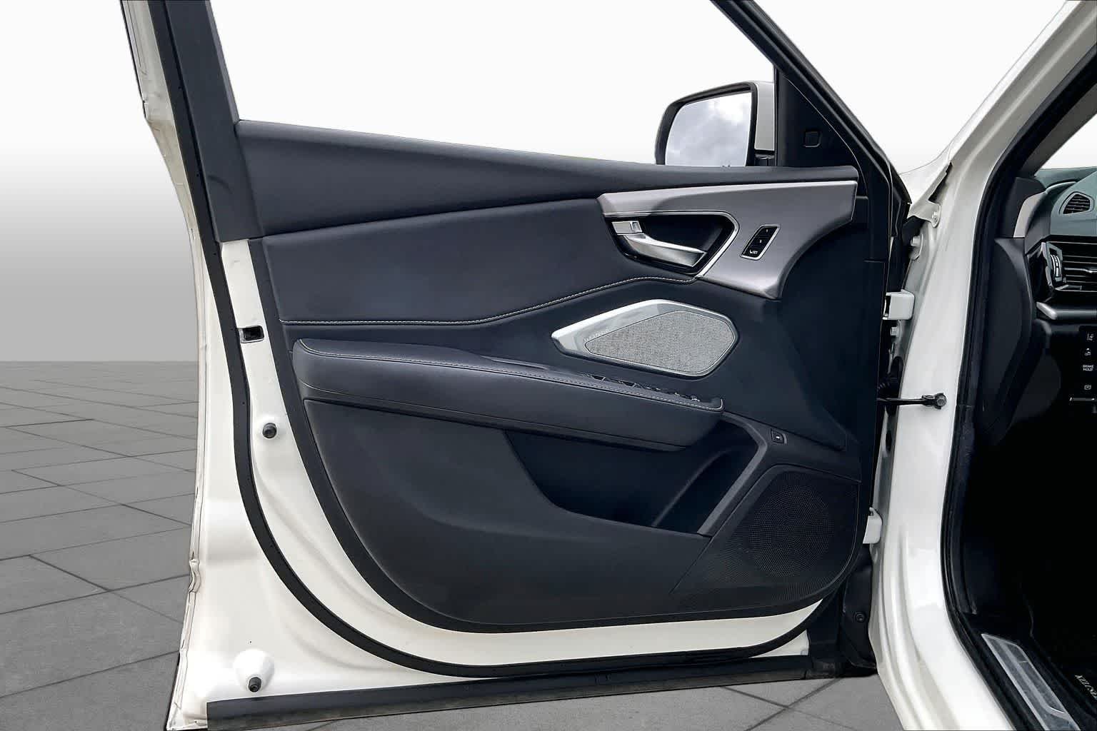 Used 2019 White Diamond Pearl Acura w/Technology Pkg image 21