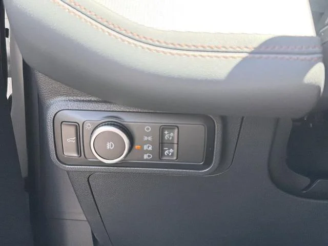 New 2026 Star White Metallic Tri-Coat Ford Active image 21
