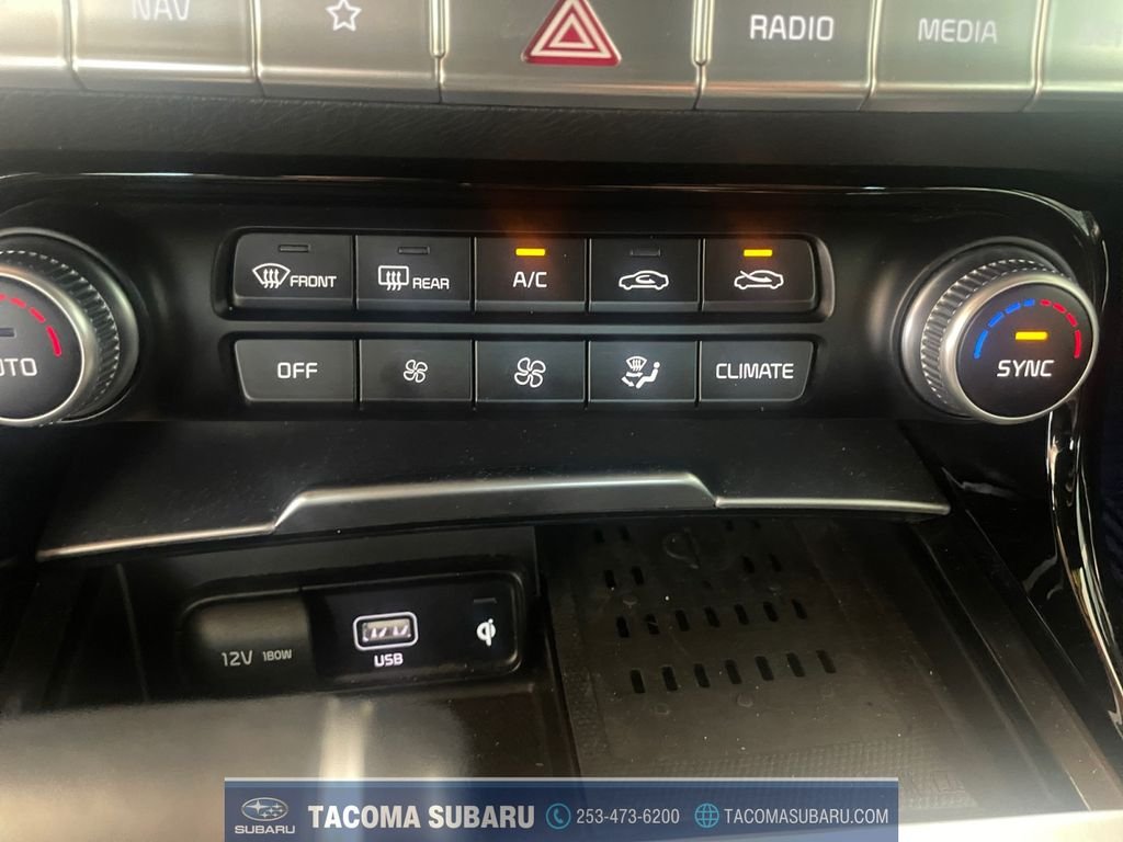 2022 Kia Stinger GT1 - Photo 22