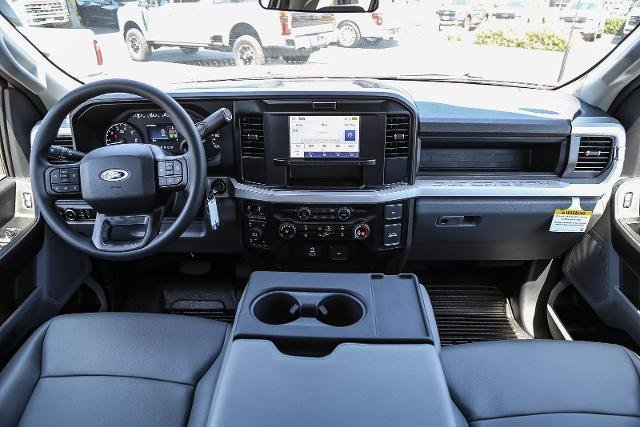 New 2026 Oxford White Ford F-250® XL image 39