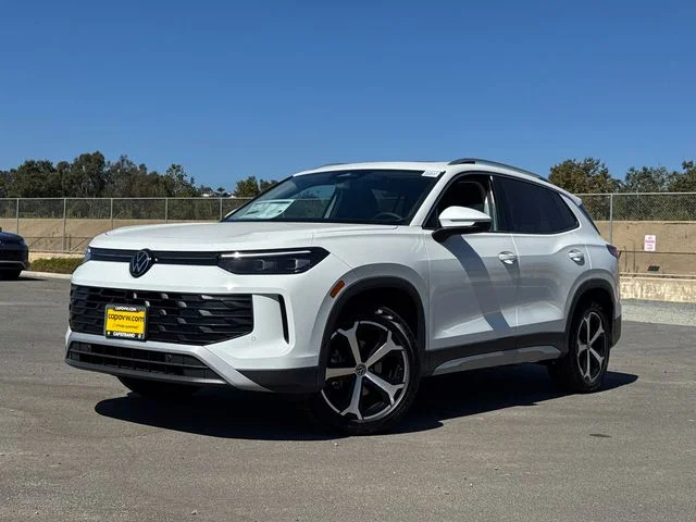 New 2026 Pure White Volkswagen 2.0T SE image 43