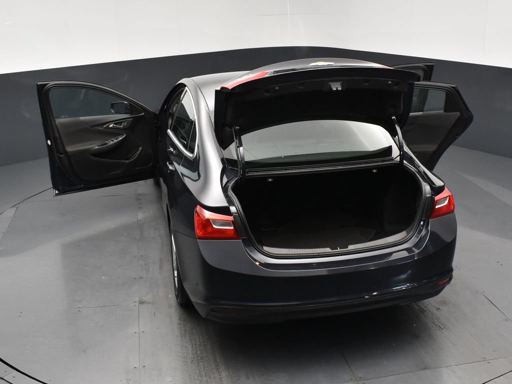 Used 2022 Gray Chevrolet LS image 24