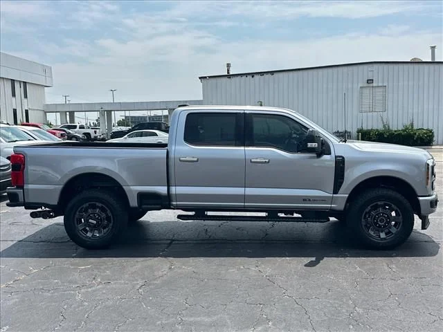 Used 2024 Silver Ford Lariat image 13