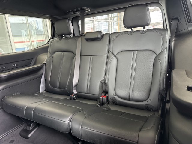 New 2026 High Gloss Black Exterior Paint Jeep Limited Altitude image 19