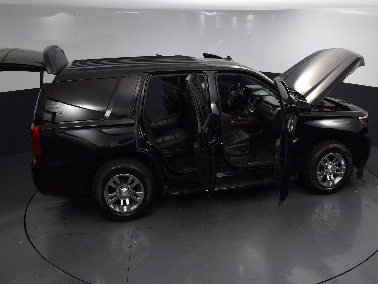 Used 2018 Black Chevrolet Premier image 42