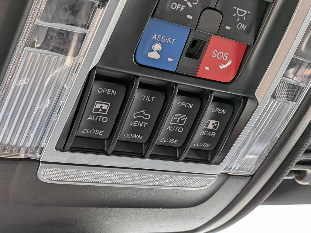 Used 2020 Silver Ram Limited image 22