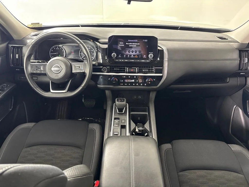 Used 2024 Silver Nissan SV image 41