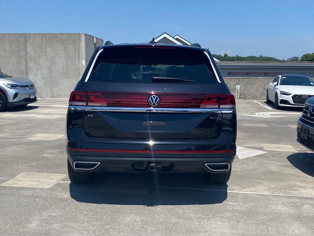 New 2026 Black Volkswagen 2.0T SE w/Technology image 3