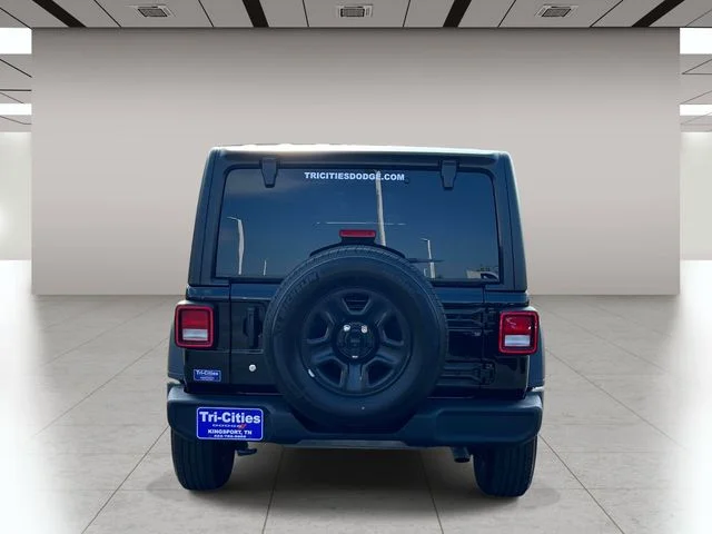 Used 2023 Black Jeep Sport image 4