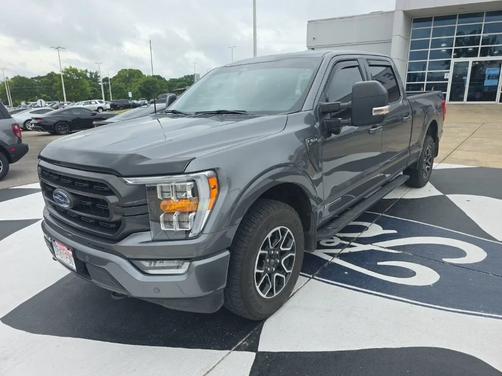 2023 Ford F-150 XLT 4x4 SuperCrew 5-1/2 Box's photo