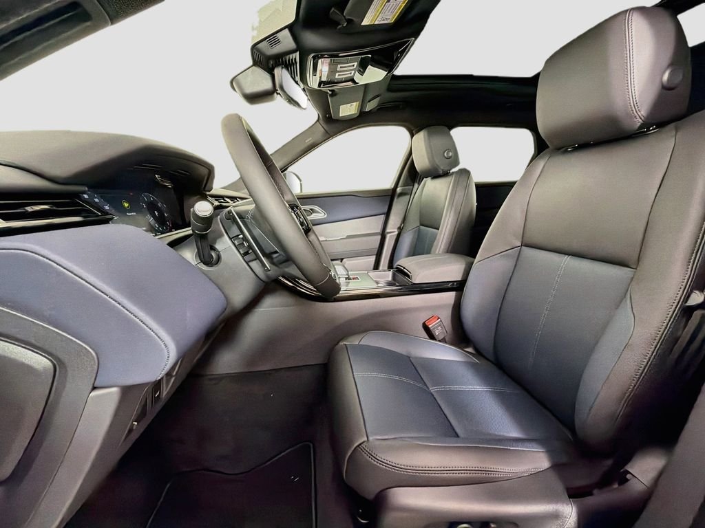 New 2026 Fuji White Land Rover S image 22