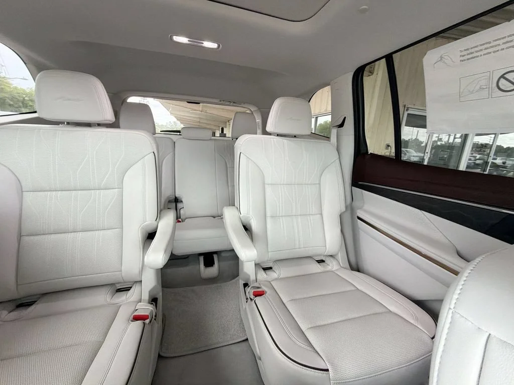 New 2026 Cherry Red Tintcoat Buick Avenir image 14