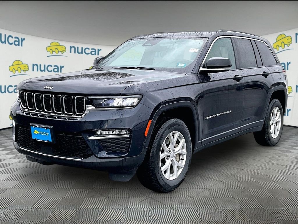 Used 2024 Black Jeep Limited image 3