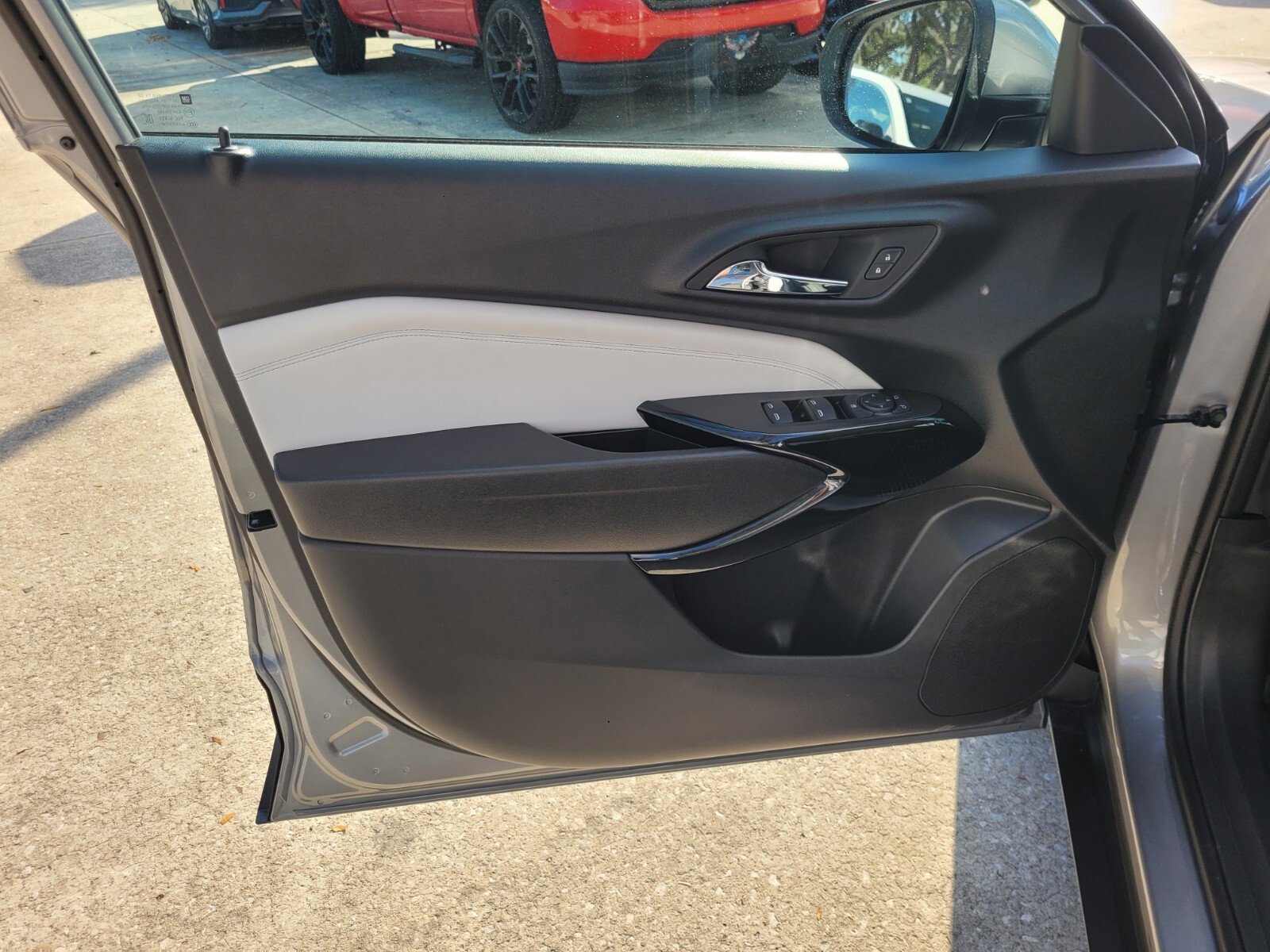 New 2026 Sterling Gray Metallic Chevrolet LT image 23