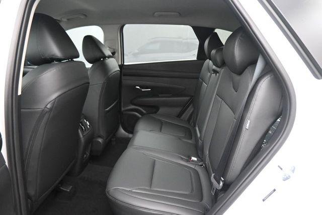 New 2026 White Hyundai SEL Plus FWD image 14